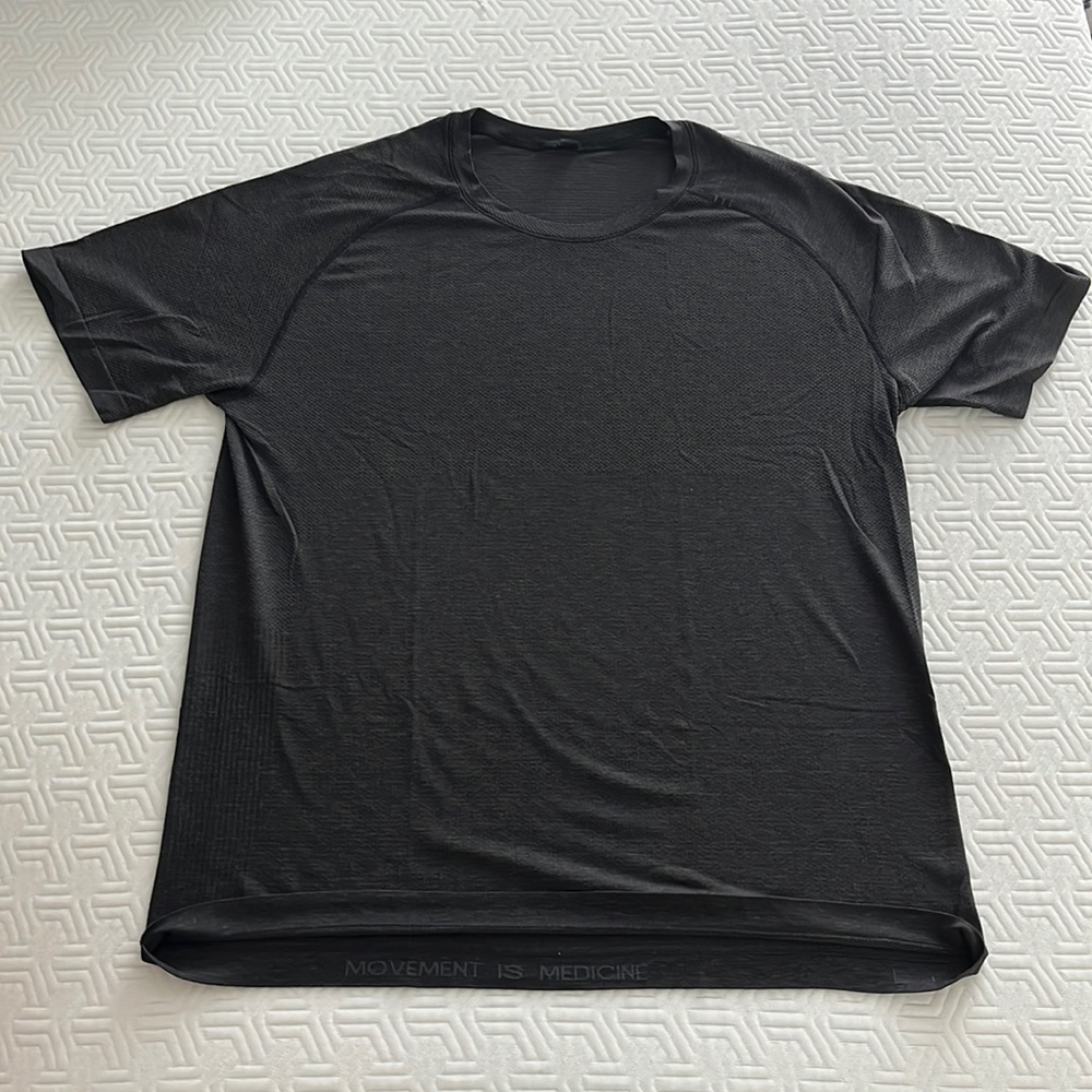 Lululemon Metal Vent Tech Surge Short Sleeve